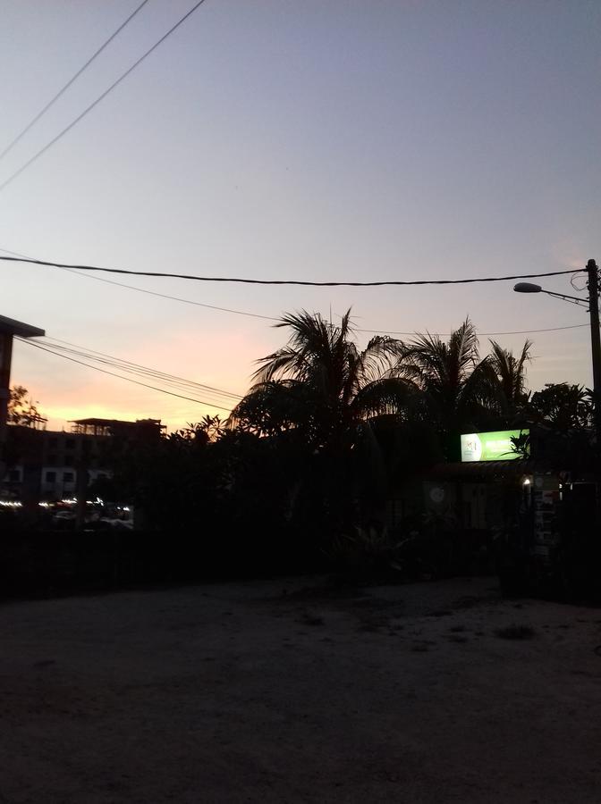 Mai Chenang Guesthouse Pantai Cenang  Eksteriør bilde